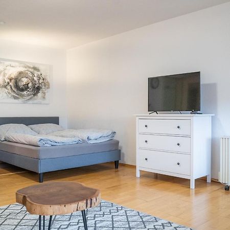 Apartment Und Wg-Doppelzimmer Sonnenhalde Tübingen Kültér fotó